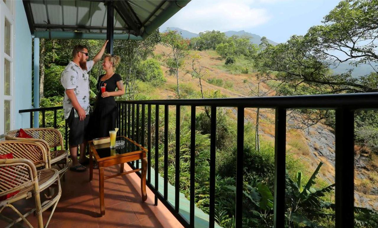 Eagle Mountain Munnar Acomodação com café da manhã Exterior foto