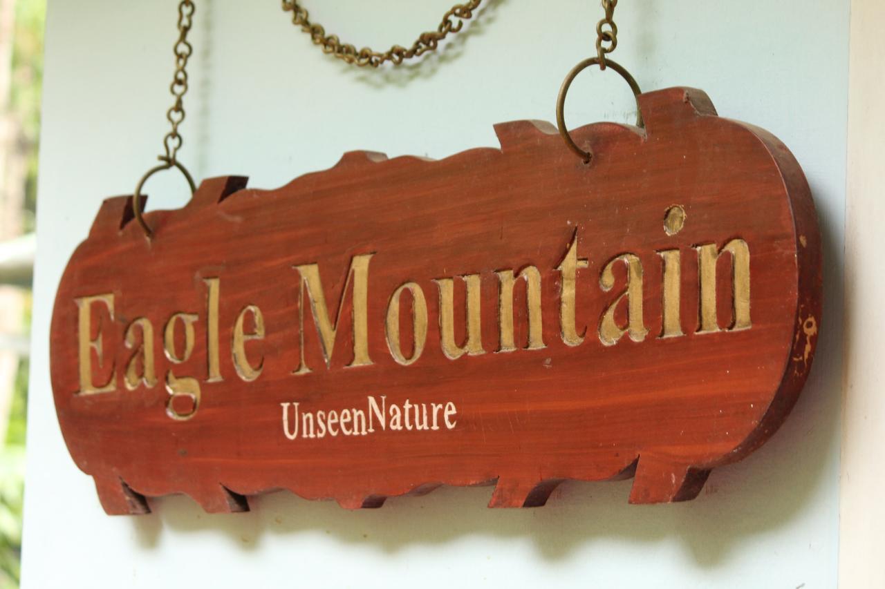 Eagle Mountain Munnar Acomodação com café da manhã Exterior foto